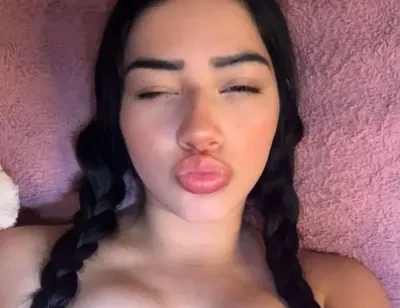 Esme Leah